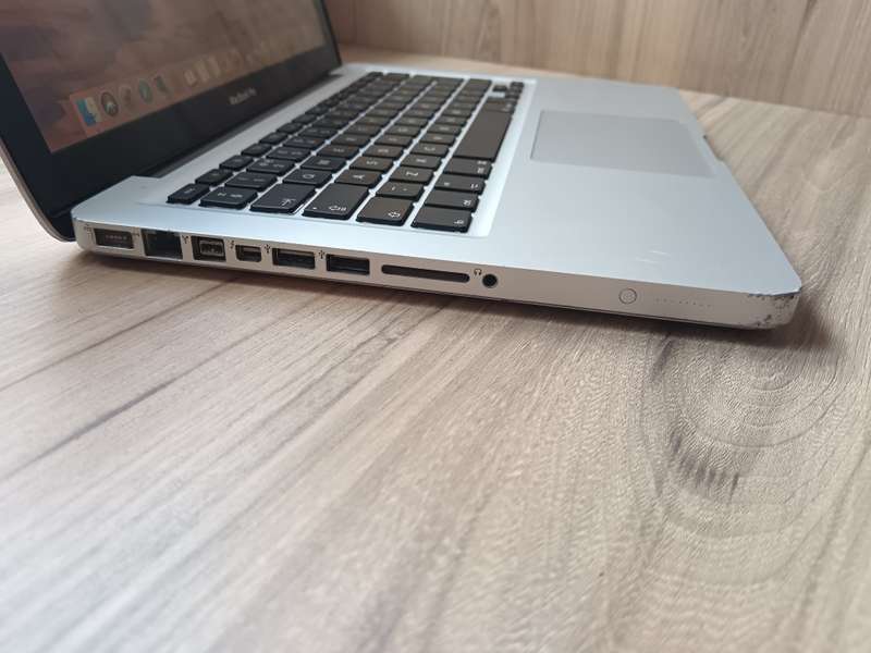 I5 Macbook Pro 13inch Mid 2012