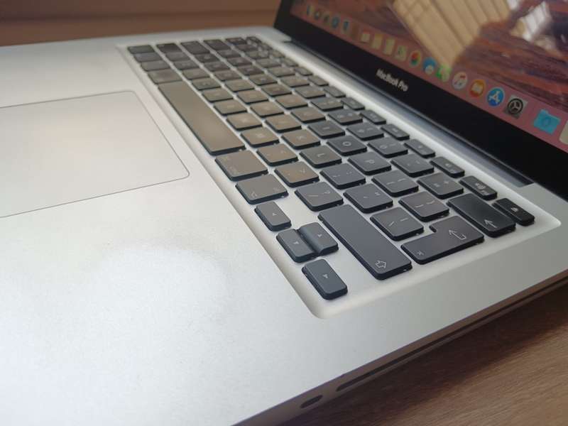 I5 Macbook Pro 13inch Mid 2012