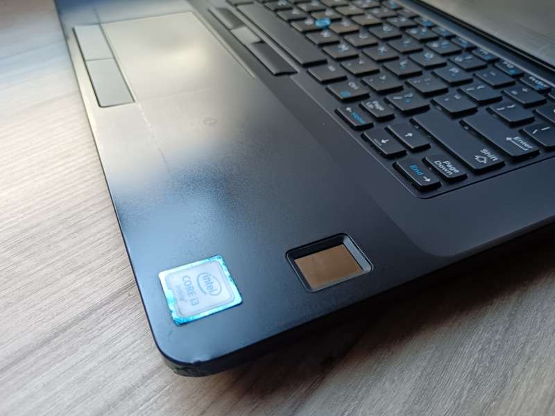 Dell Latitude E5470 Intel Core i3 + Free Laptop Bag