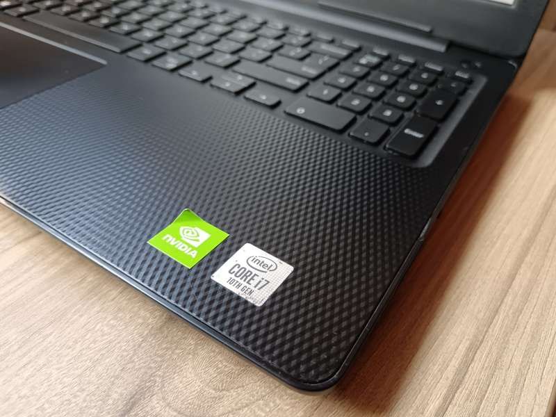 Dell Inspiron 3593 Intel Core i7 + Free Laptop Bag