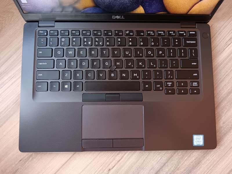 Dell Latitude 5400 Intel Core i7 + Free Laptop Bag