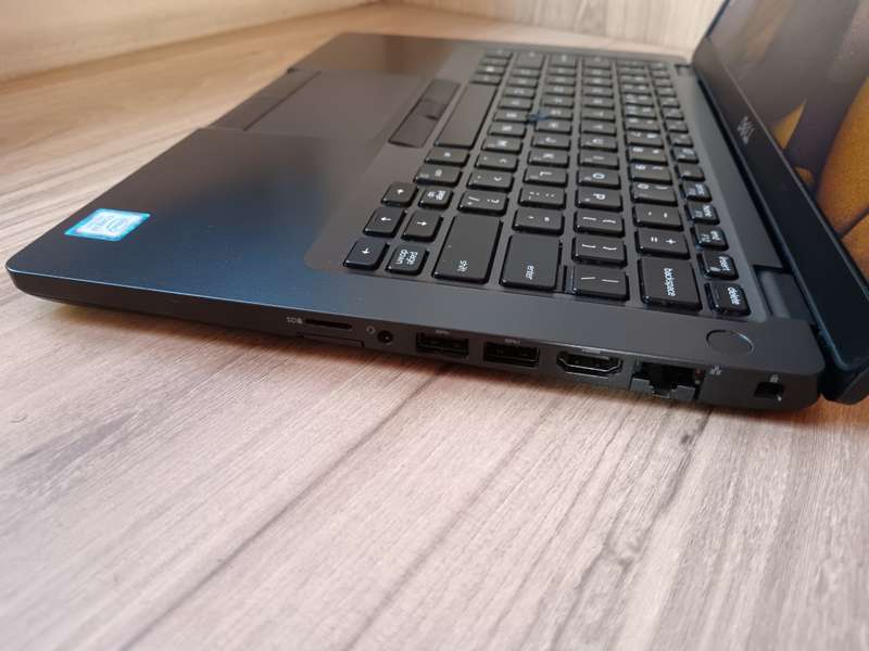 Dell Latitude 5400 Intel Core i7 + Free Laptop Bag
