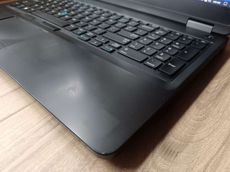 Dell Latitude E5570 Intel Core i7 + Free Laptop Bag