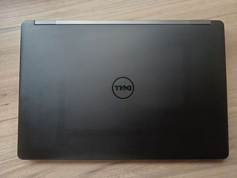 Dell Latitude E5570 Intel Core i7 + Free Laptop Bag