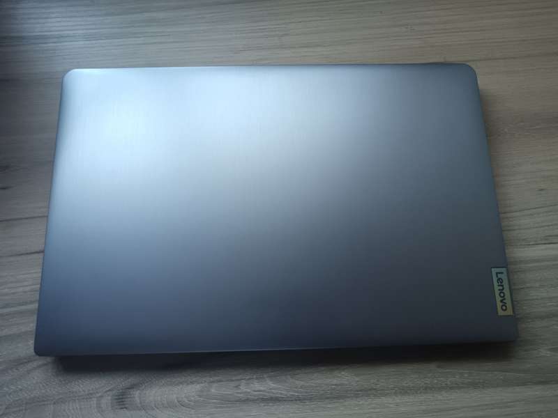 Lenovo IdeaPad 3 Intel Core i5 11th Gen + Free Laptop Bag