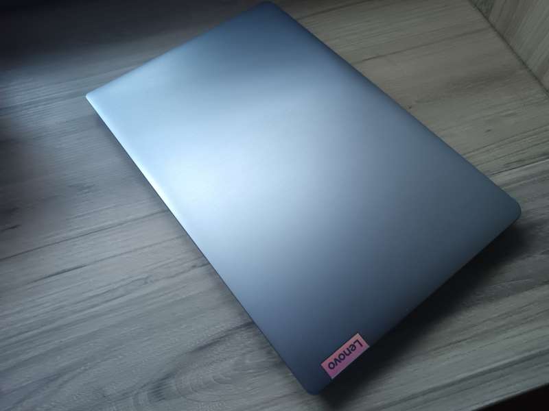 Lenovo IdeaPad 3 Intel Core i5 11th Gen + Free Laptop Bag