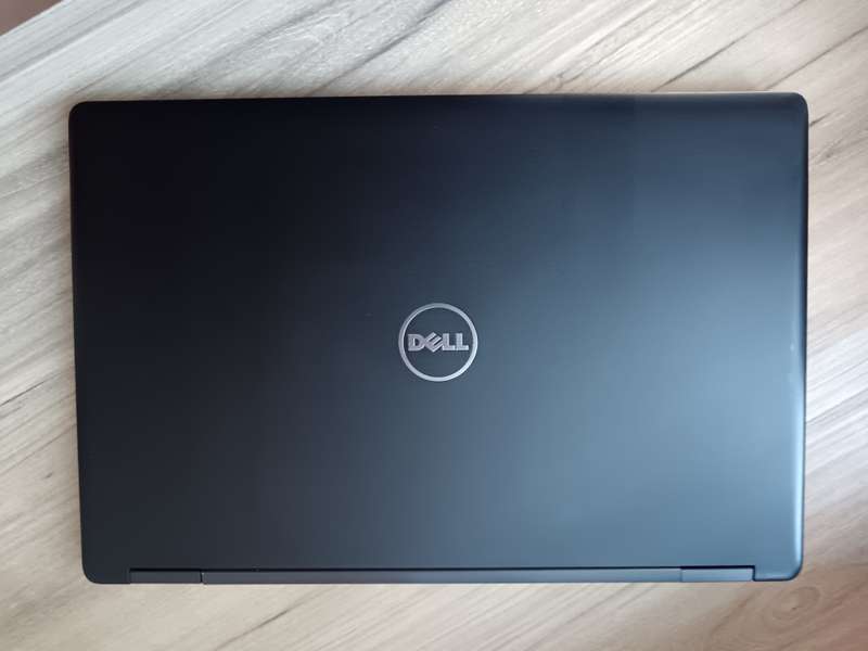 Dell Latitude 5580 Intel Core i7 + Free Laptop Bag