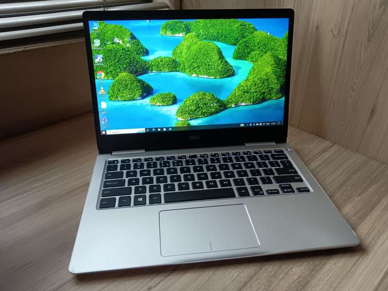 Dell Inspiron 7380 Intel Core I7 + Free Laptop Bag