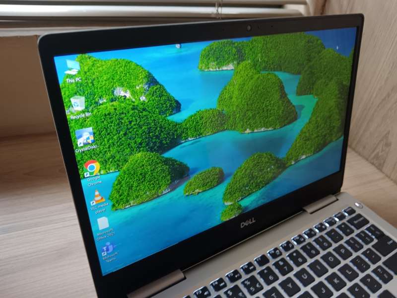 Dell Inspiron 7380 Intel Core I7 + Free Laptop Bag