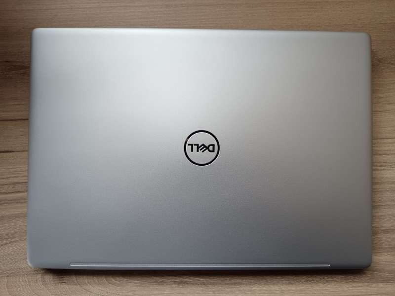 Dell Inspiron 7380 Intel Core I7 + Free Laptop Bag