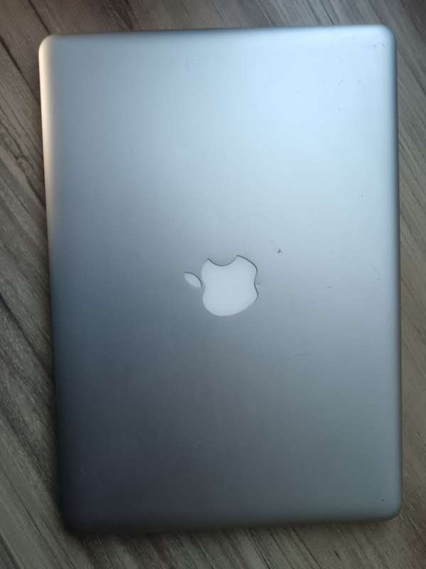 I5 Macbook Pro 13inch Mid 2012 + Free Laptop Bag