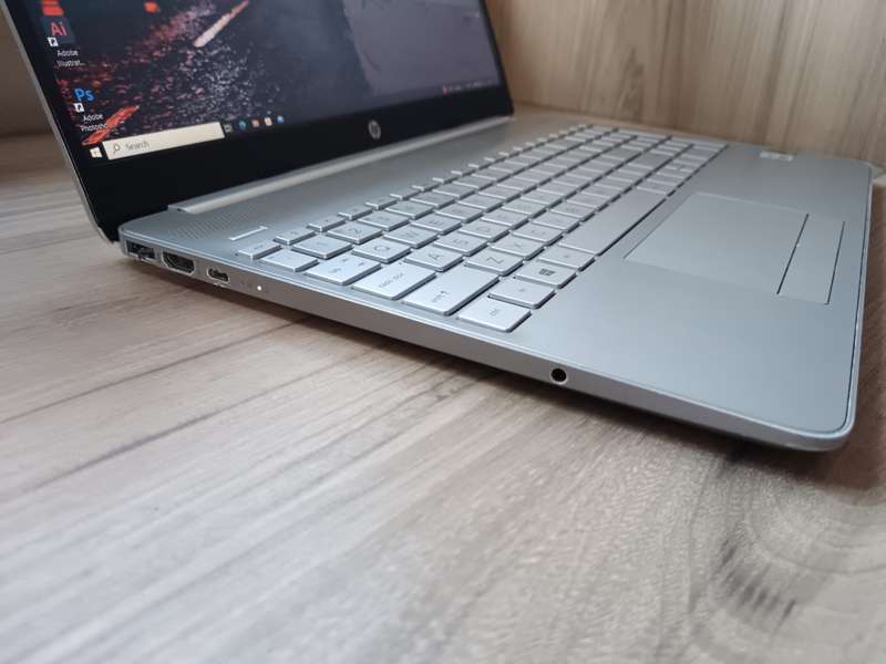 Hp Laptop 15 dw2xxx Intel Core i7 10th Gen + Free Laptop Bag