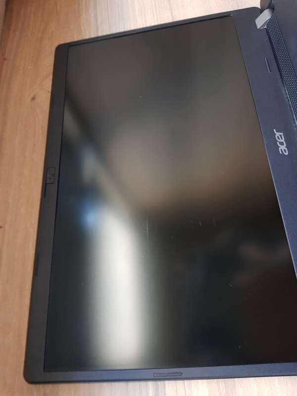 Acer TravelMate P215-53 11th Gen Intel Core i5