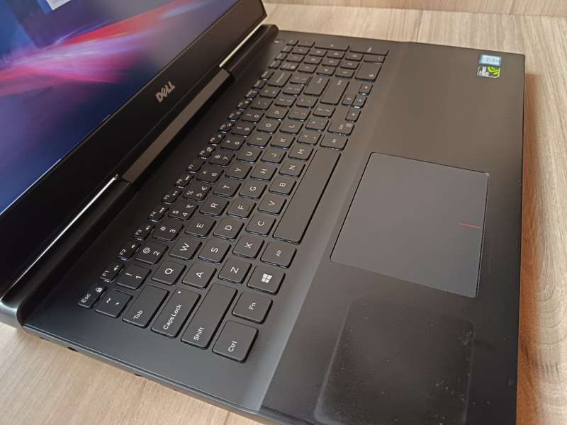 Dell Inspiron 7566 Intel Core I7 Gaming Laptop + Free Laptop Bag