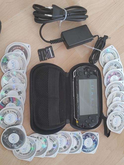 Sony PlayStation Portable (PSP)