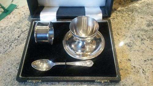 stunning vintage arthur price county plate (silver plate) still boxed christening set
