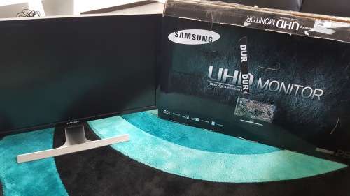 Samsung U28D590D 28 inch LED Monitor