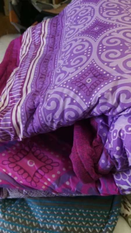 COMFORTER SET..DOUBLE MOTHER'S DAY SPECIAL- STOCK MUST CLEAR- REVERSIBLE
