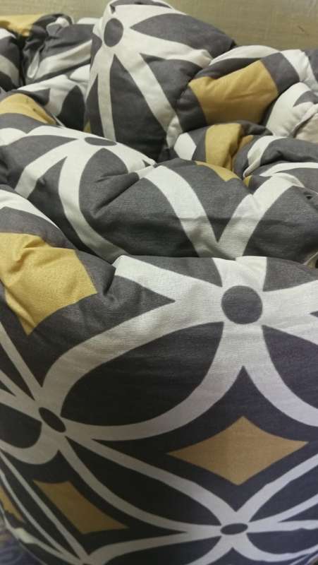 COMFORTER SET -Double bed *Reversable*. 3PIECE ****LAST ONE LEFT****