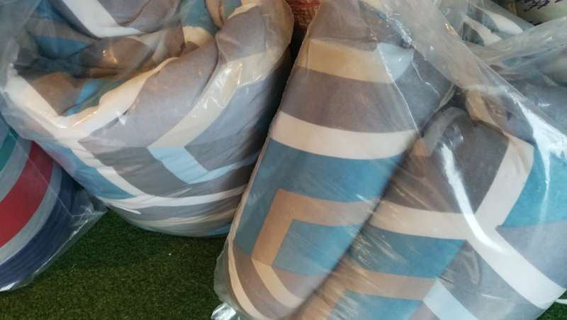 COMFORTER SETS...SIZES ,QUEEN - STOCK MUST CLEAR