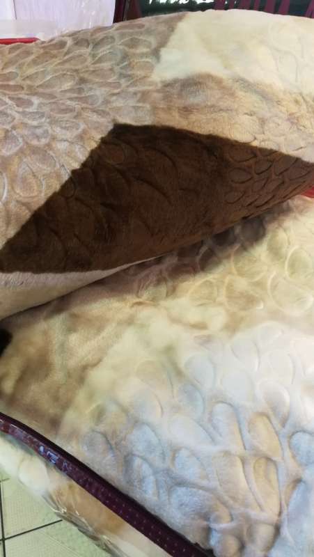 MINK ***Super Soft  Embossed Blanket-Quality Print (Assorted Prints) + FREE Bag