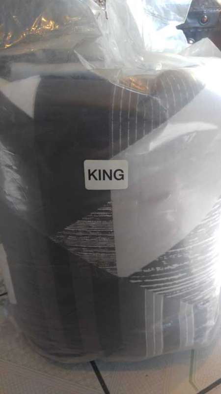 COMFORTER SET...SIZES ,KING- STOCK MUST CLEAR-