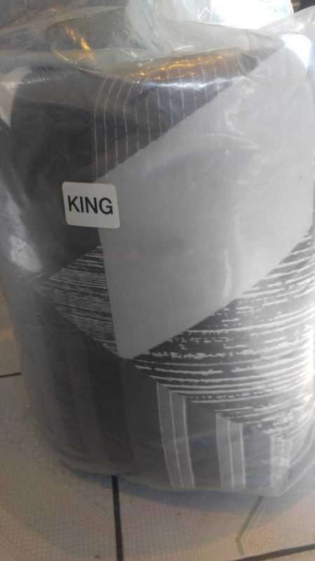 COMFORTER SET...SIZES ,KING- STOCK MUST CLEAR-