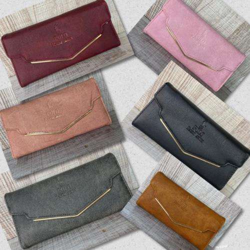 WALLETS /PURSE STUNNING COLORS AVAIL..BEAUTIFUL****BARGAIN-PERFECT XMAS GIFT