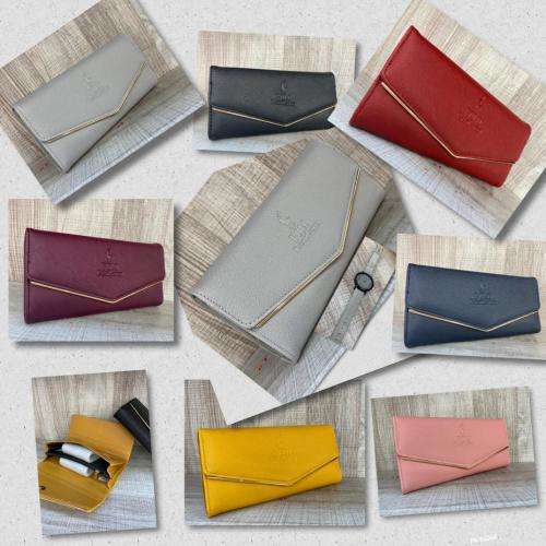 WALLETS /PURSE STUNNING COLORS AVAIL..BEAUTIFUL****BARGAIN-PERFECT XMAS GIFT