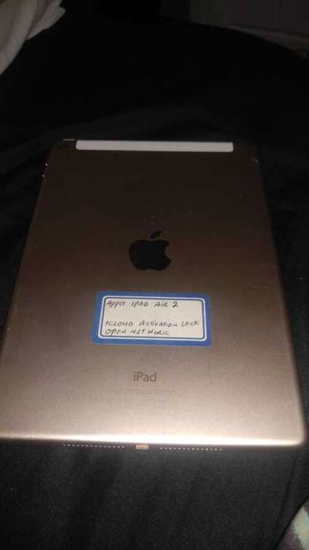APPLE IPAD AIR2* GOLD*MODEL A1567 *ICLOUD LOCKED ...SOLD FOR SPARES