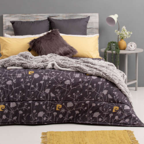 LUXURY PIERRE CARDIN STUNNING*WOW*COMFORTERS *PRICE REDUCED*KING OR QUEEN SIZE **CHOOSE YOUR DESIGNS