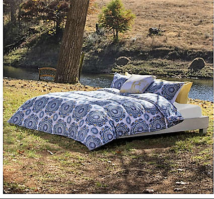 Luxury Arrivals stunning*Pierre Cardin Comforters.Quality:superb size:queen*option upgrade to King