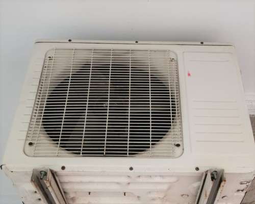 GALANZ  AIR CONDITIONER-12000 BTU-SPLIT WALLUNIT - SILVER MIRROR FINISH-GREAT WORKING **WOW