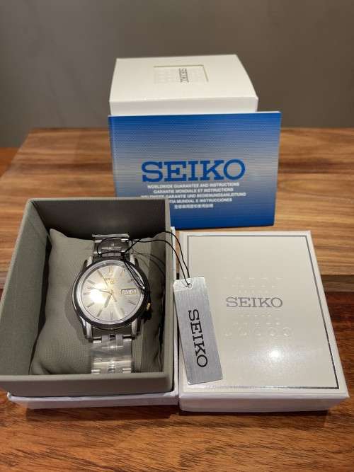 Seiko 5 SNKK67 Automatic