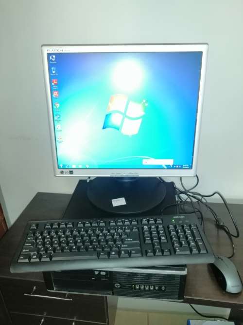 HP Compaq DESKTOP
