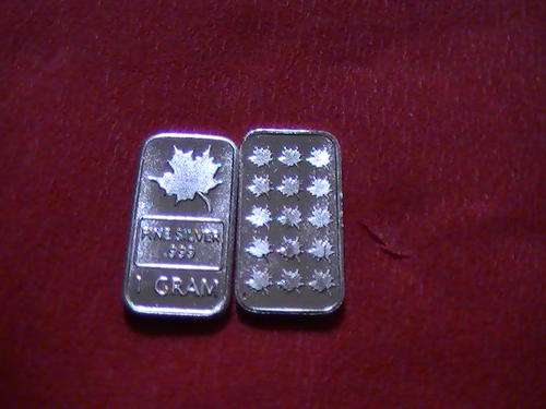 One Gram Maple Leaf Bar