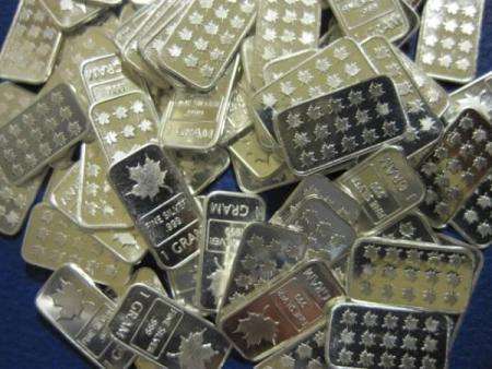 SILVER LOT OF 100 X 1 GRAM BARS ****BARGAIN****