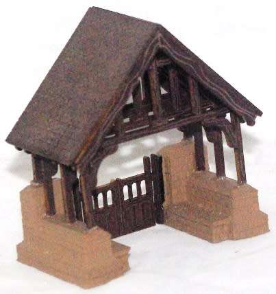 N Scale - Church Lynch Gate