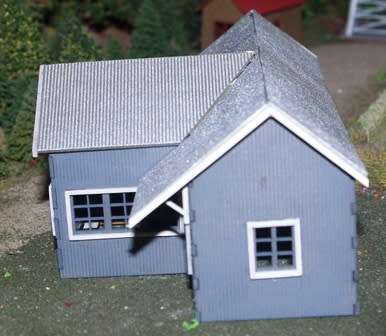HO Scale - Wood and Iron Station