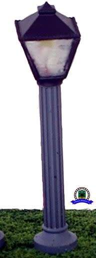 HO Scale - Concrete Street Light - Square - Kit
