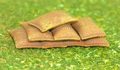 1:72 Scale - Sack Pile 2 - 10 Pack