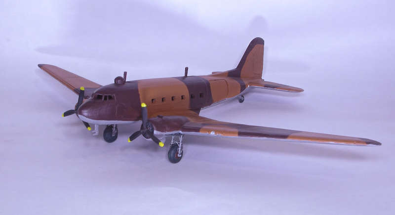 1:72 Scale - DC-3 / C-47