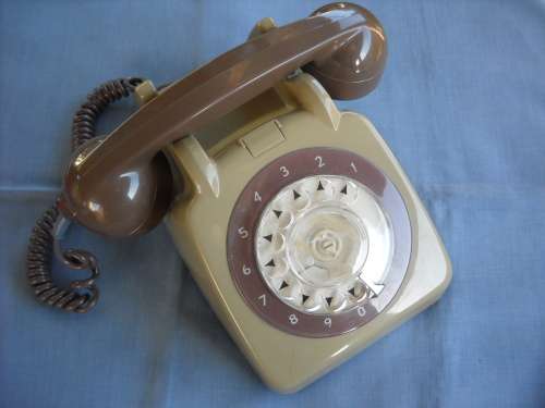 Old Telephone (have a look at images)
