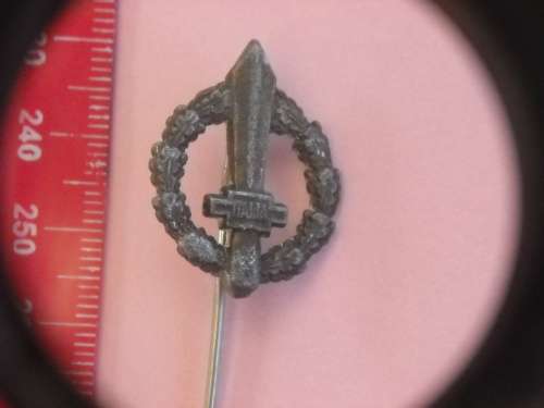 ARMY PIN - ITALIA FIRST STATE MILITARY VALOUR - Old + Rare