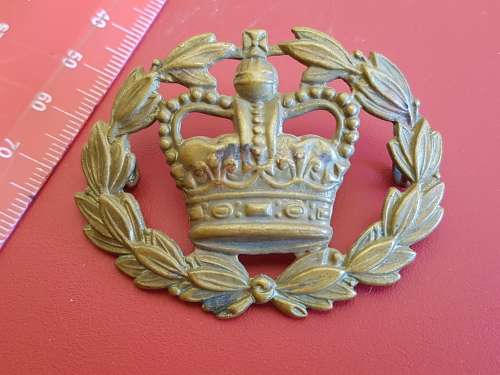 SA Union / British WW2 Regimental Sergeant Major - Badge with logs