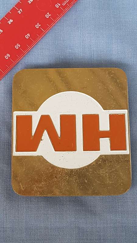 WH Big Badge with pins