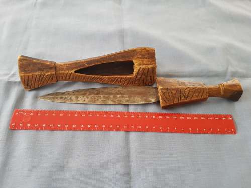 Ovambo Ndoro African Tribal Knife / Dagger (32cm)