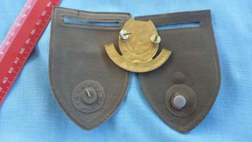 SADF - TRANSKEI DEFENCE FORCE SHOULDER FLASHES SET + BERET BADGE - MOUNTAIN BATTALION