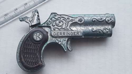 OLD TOY CLAP GUN