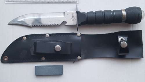 SURVIVAL KNIFE / DAGGER